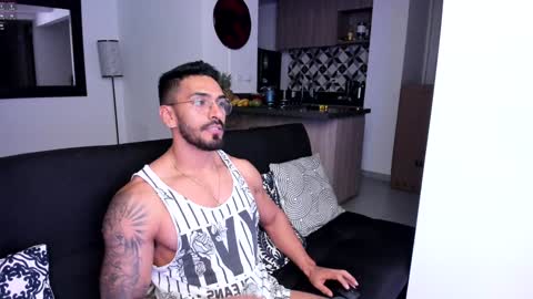 tony muscle1 online show from January 18, 4:37 am