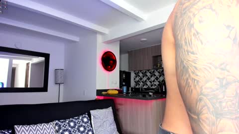 tony muscle1 online show from January 25, 12:48 am