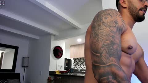 tony muscle1 online show from February 3, 11:58 pm