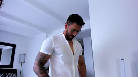 tony muscle1 online show from February 14, 5:46 pm