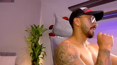 tony muscle1 online show from May 8, 7:52 pm