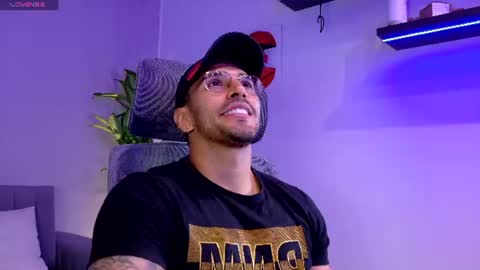 tony muscle1 online show from June 27, 9:42 pm