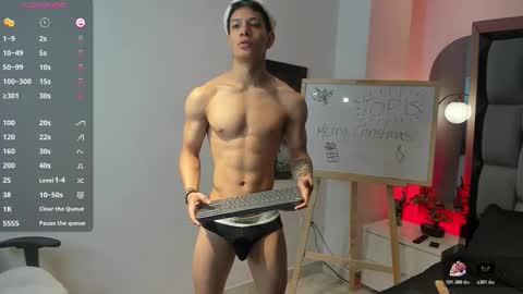 tony_petrov online show from December 20, 3:35 am