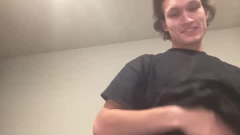 tonycardillo online show from October 29, 4:04 am