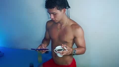 Snapshot of tonydesire_ chatting on July 16, 7:42 pm tonydesire_ online show from July 16, 7:42 pm