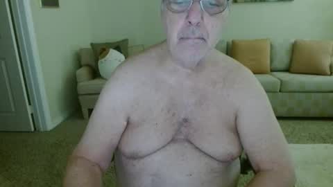 Snapshot of tonysview12000 chatting on October 17, 6:54 pm tonysview12000 online show from October 17, 6:54 pm