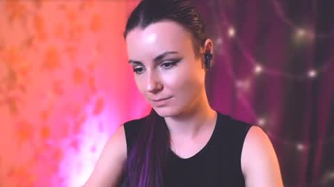 Elizabeth online show from January 3, 8:43 pm