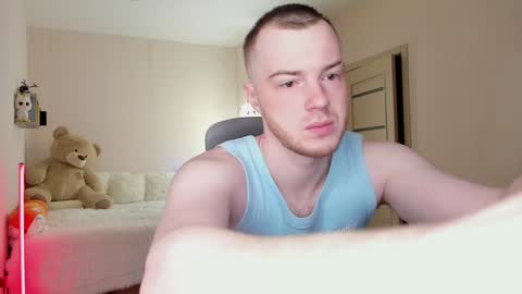 toohornyserj online show from December 18, 8:14 pm