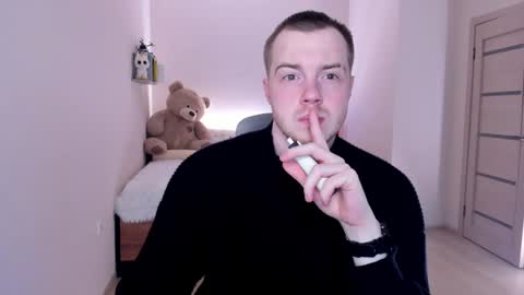 toohornyserj online show from January 4, 8:27 pm