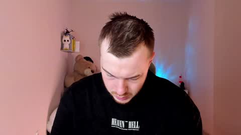 toohornyserj online show from January 17, 9:17 pm