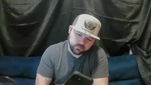 Snapshot of toomuchboost32 chatting on December 13, 11:43 pm toomuchboost32 online show from December 13, 11:43 pm