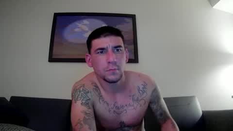 Snapshot of toomuchsmoke chatting on February 28, 2:20 am toomuchsmoke online show from February 28, 2:20 am