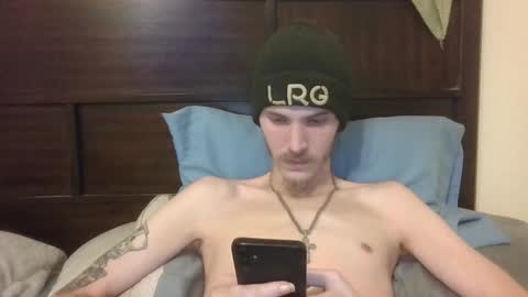 Snapshot of tootall803 chatting on December 26, 11:35 pm TooTall803 online show from December 26, 11:35 pm