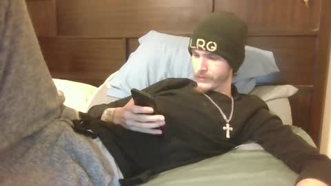 Snapshot of tootall803 chatting on January 17, 5:00 am TooTall803 online show from January 17, 5:00 am