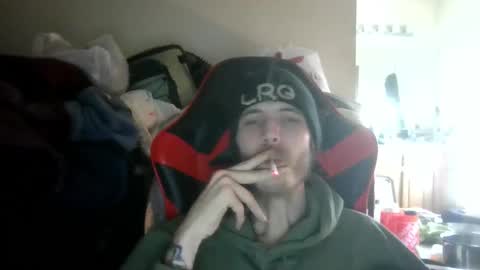 Snapshot of tootall803 chatting on March 5, 2:57 am TooTall803 online show from March 5, 2:57 am