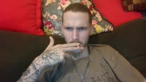 Snapshot of tootall803 chatting on September 29, 4:12 pm TooTall803 online show from September 29, 4:12 pm