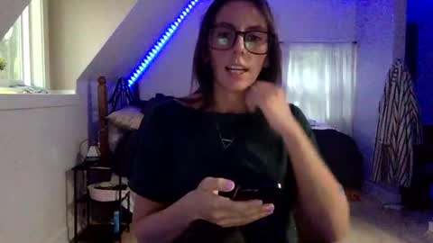 tootsiefoote001 online show from May 6, 12:08 am
