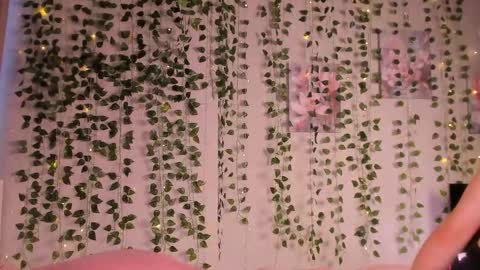 Snapshot of top_magical_girls chatting on September 17, 10:17 am Alice and Sandra online show from September 17, 10:17 am