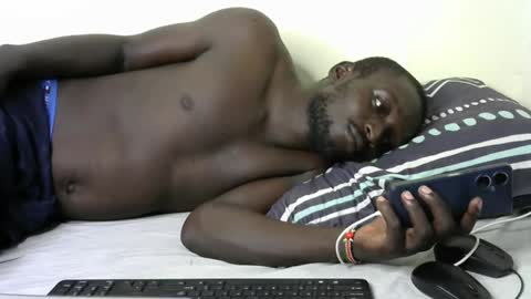 Snapshot of top_rider chatting on January 2, 2:24 pm Victor online show from January 2, 2:24 pm