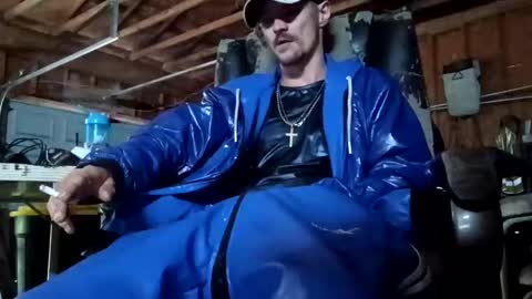 Snapshot of topdogintraining93 chatting on September 28, 12:32 pm SagMeOreduceMe online show from September 28, 12:32 pm