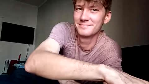 Snapshot of toptiptakestip chatting on October 3, 12:18 am toptiptakestip online show from October 3, 12:18 am