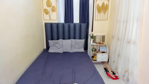 toptranshannah online show from March 7, 1:09 am