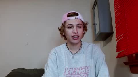 Snapshot of topzaddy chatting on November 12, 6:41 pm TopZaddy online show from November 12, 6:41 pm