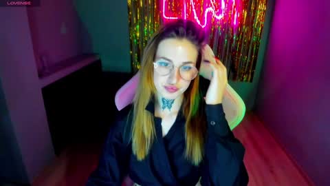 tora online show from December 10, 4:49 pm