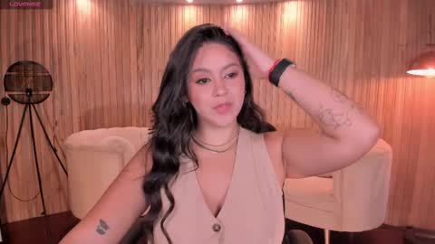 Tori Cross online show from February 15, 2:00 pm