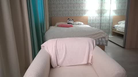 Snapshot of torinova chatting on February 9, 3:00 am online show from February 9, 3:00 am