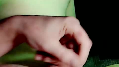 Snapshot of tornne chatting on November 10, 1:43 pm tornne online show from November 10, 1:43 pm