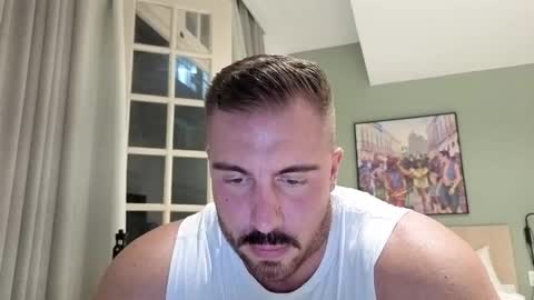 Snapshot of toro_arrapato chatting on January 14, 11:31 pm toro_arrapato online show from January 14, 11:31 pm