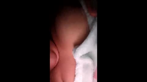 Snapshot of torres213825 chatting on March 17, 6:39 am torres213825 online show from March 17, 6:39 am