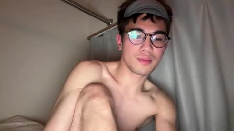 Snapshot of toshikaro0 chatting on February 12, 5:05 pm Karo online show from February 12, 5:05 pm