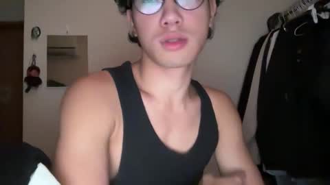 Snapshot of toshikaro0 chatting on November 13, 4:55 am Karo online show from November 13, 4:55 am