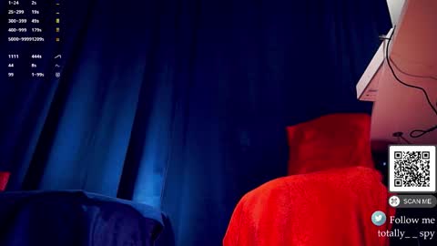 Snapshot of totally_spy chatting on February 10, 7:01 am Madam Viktoria Vacation in Portugal 2811 - 0412 online show from February 10, 7:01 am