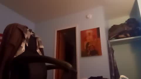 totallyawesome_65 online show from April 9, 6:30 am