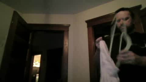 Snapshot of totalpackage2089 chatting on October 8, 5:16 am Big Daddy Balls online show from October 8, 5:16 am