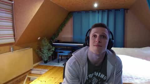 Paul online show from February 11, 5:58 am