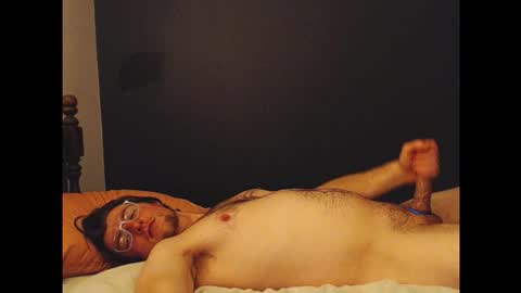 Snapshot of towerofalex chatting on February 20, 1:35 am towerofalex online show from February 20, 1:35 am