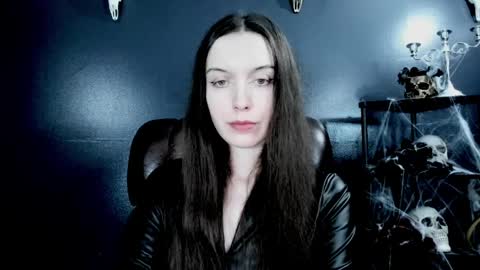 toxicdomme online show from April 1, 5:10 pm