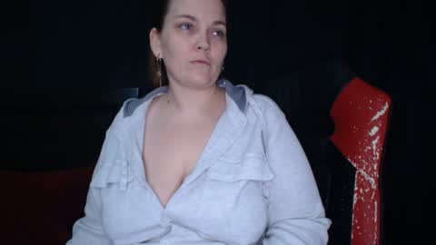 Snapshot of toxiclilly chatting on July 6, 7:27 pm Lilly Miss Mistress Goddess Maam Queen Boss online show from July 6, 7:27 pm
