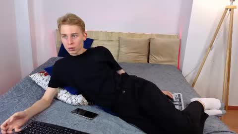 Max online show from July 10, 12:19 pm
