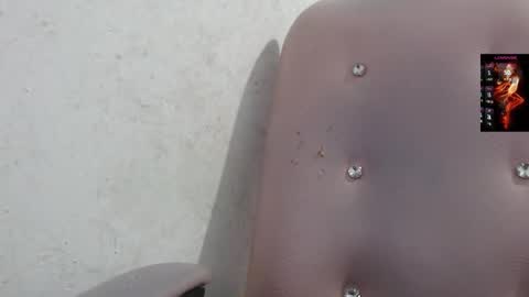 Snapshot of toxxxic_cams chatting on January 8, 6:05 am toxca69 online show from January 8, 6:05 am