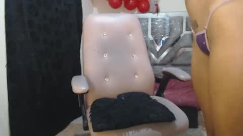 Snapshot of toxxxic_cams chatting on February 26, 10:03 am toxca69 online show from February 26, 10:03 am