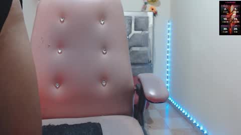 Snapshot of toxxxic_cams chatting on March 23, 3:21 am toxca69 online show from March 23, 3:21 am