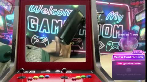 Snapshot of toysformycock chatting on December 30, 6:09 am ToysForMyCock online show from December 30, 6:09 am