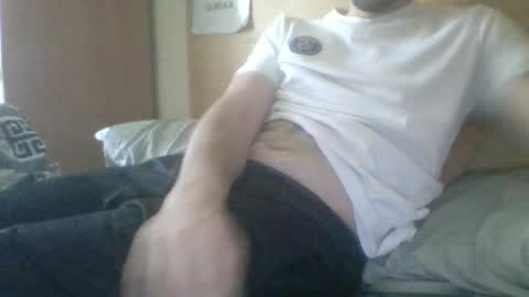 Snapshot of trabuk17 chatting on April 10, 1:05 pm trabuk17 online show from April 10, 1:05 pm