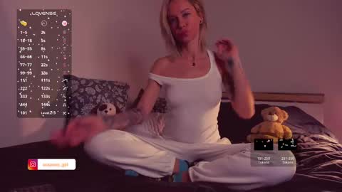 Hey my name is Kiri Kiri online show from March 5, 9:38 am