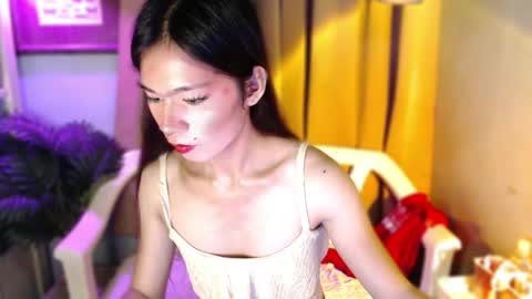 Emerald online show from April 13, 2:22 pm